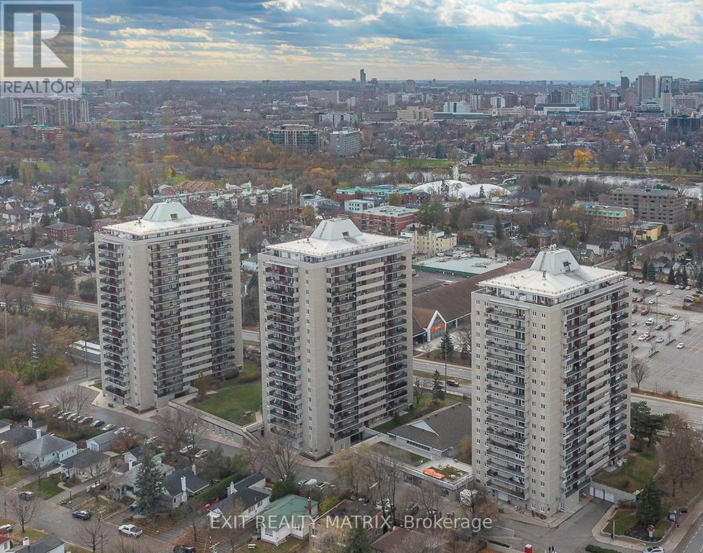 1204 - 158 B Mcarthur Avenue, Ottawa