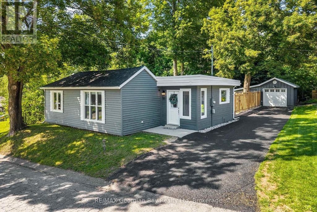 59 Broad Street, Penetanguishene
