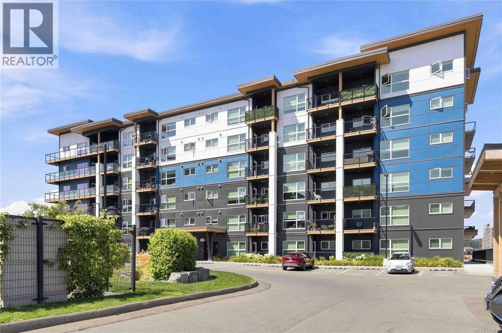 206 2461 Gateway Rd, Langford