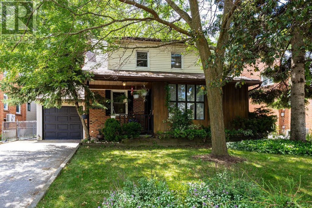 39 Cadillac Avenue, Toronto (clanton Park)