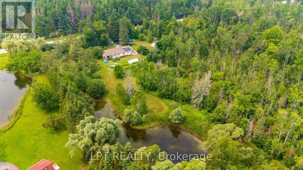 23983 Weirs Side Road, Georgina (pefferlaw)