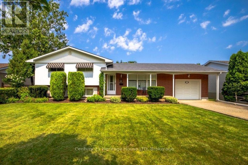 121 Lockhart Drive, St. Catharines (glendale/glenridge)