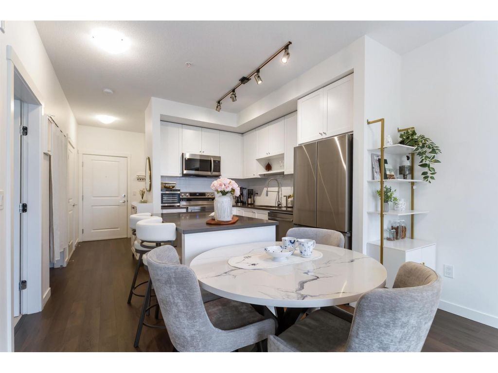 504 15738 85 Avenue, Surrey