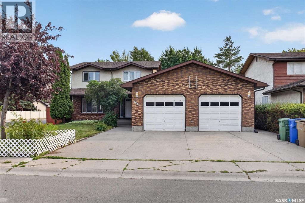 2054 Braun Bay, Regina