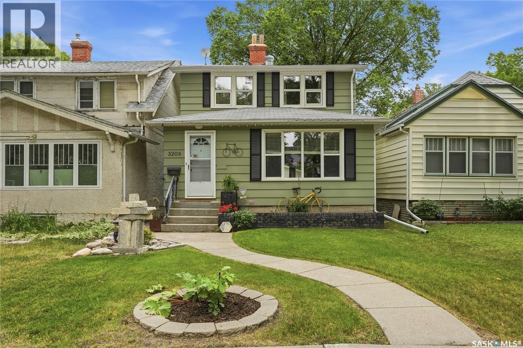 3208 Victoria Avenue, Regina