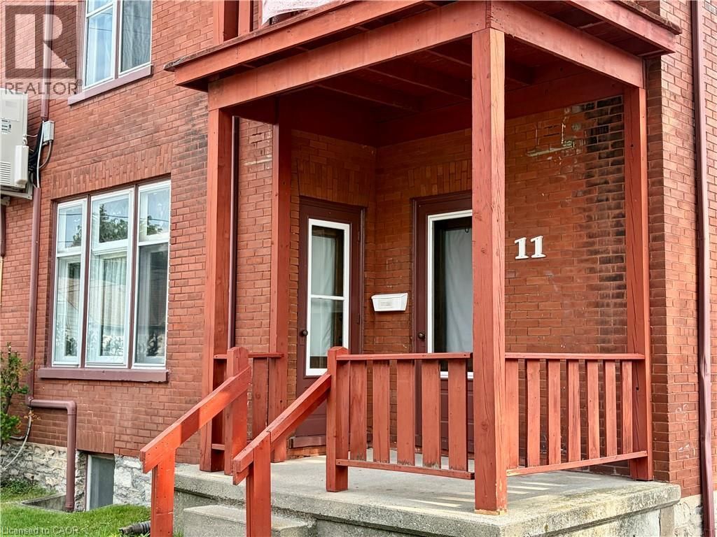 31 Regina Street N Unit# F, Waterloo