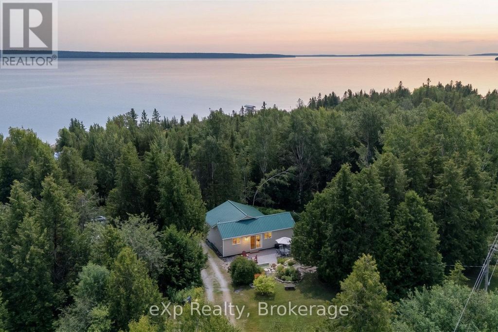 284 Leask Bay Shores Manitowaning Lane W, Assiginack