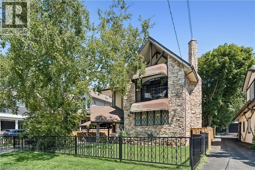 695 Front Road, Pickering