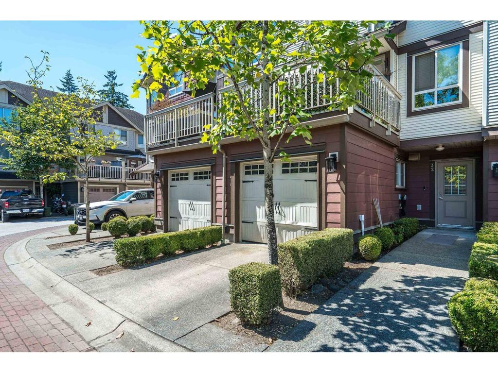 32 19560 68 Avenue, Surrey