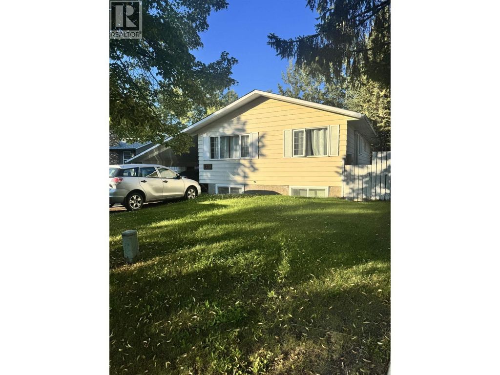 1210 Elkhorn Crescent, Prince George