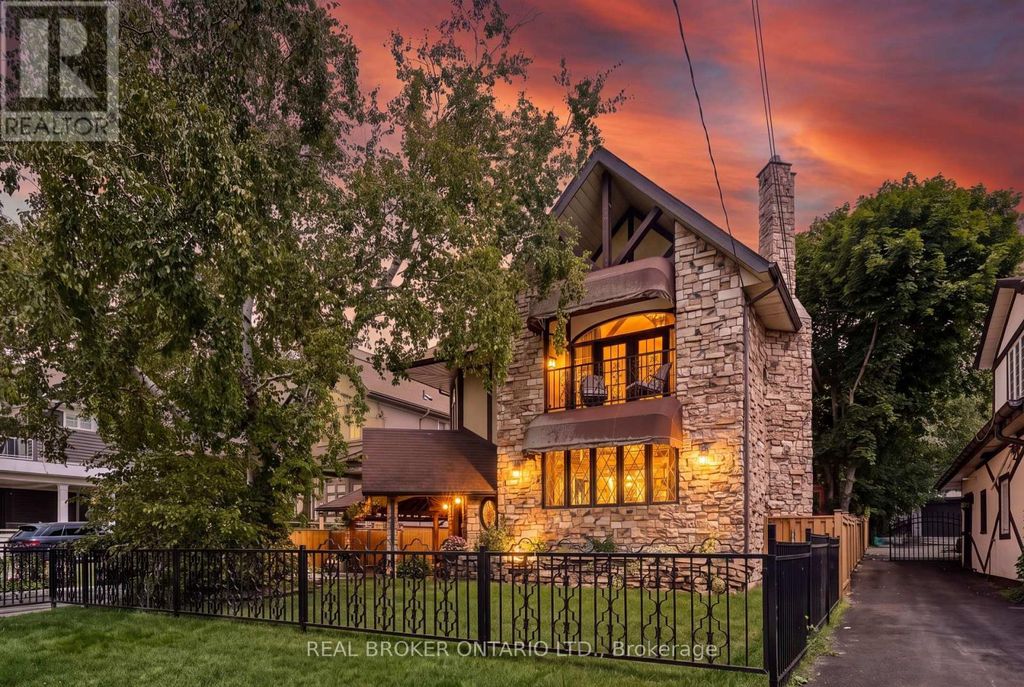 695 Front Road, Pickering (bay Ridges)