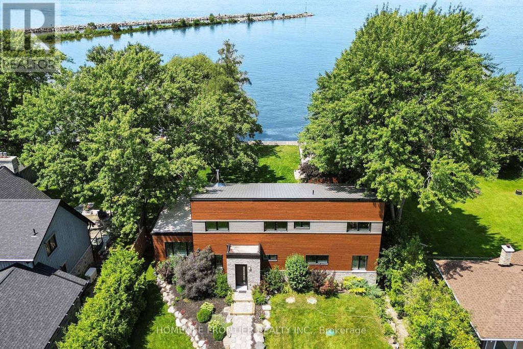 44 Irving Drive, Georgina (pefferlaw)