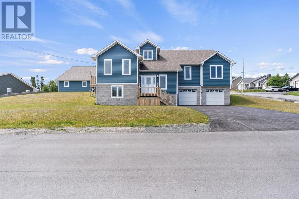 35 Alexander Crescent, Glovertown