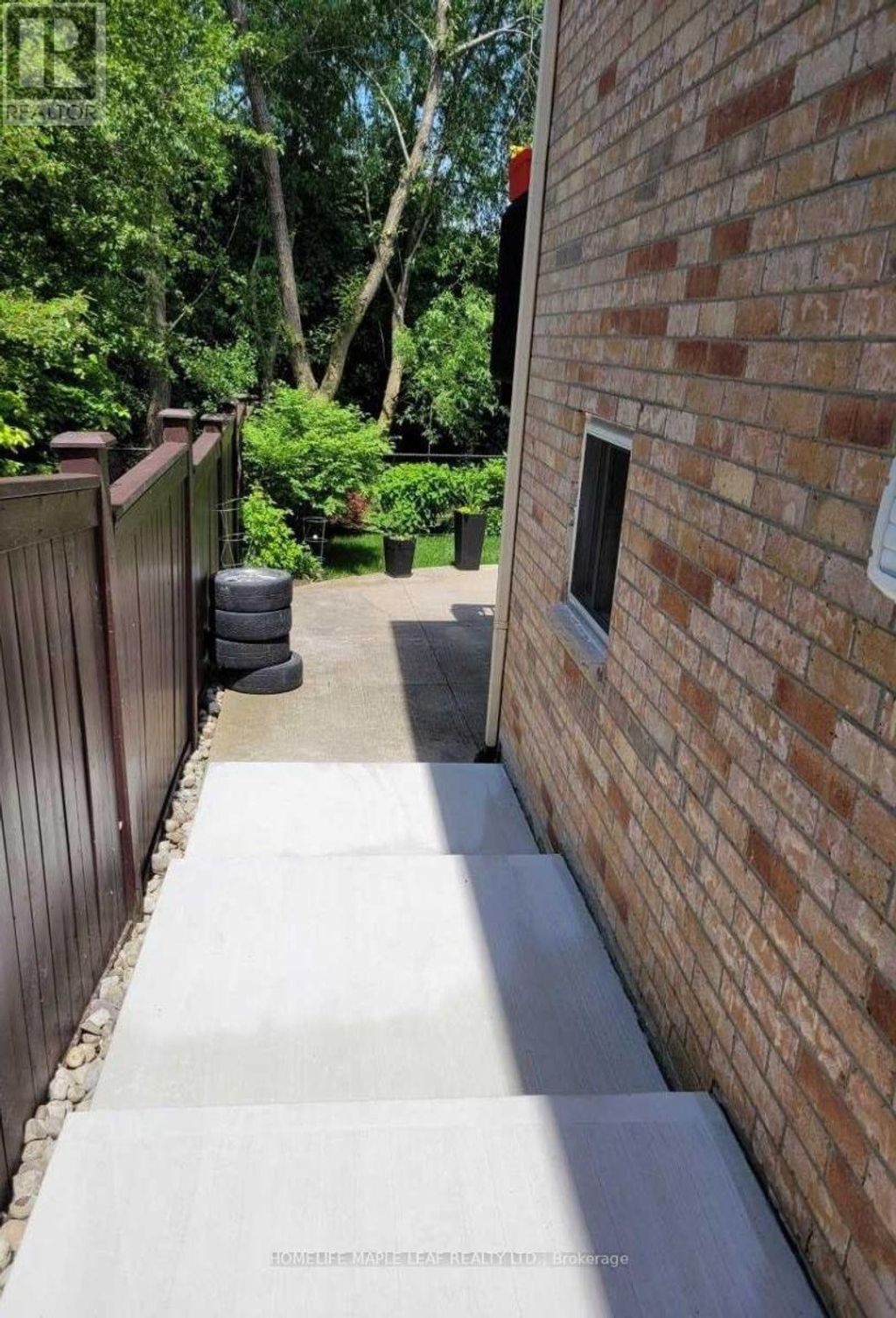 19 Freshspring Drive, Brampton (sandringham-Wellington)
