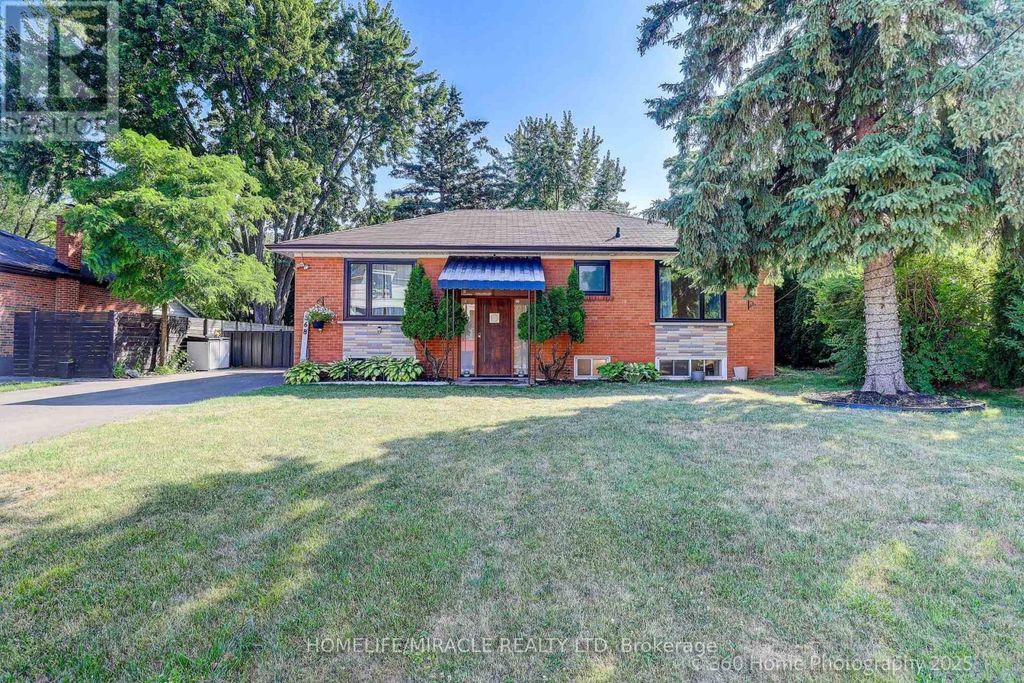 568 Weir Avenue, Oakville (wo West)