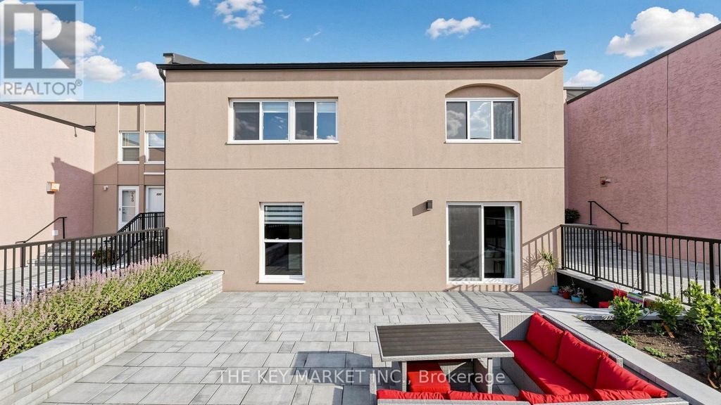289 - 3060 Constitution Boulevard, Mississauga (applewood)