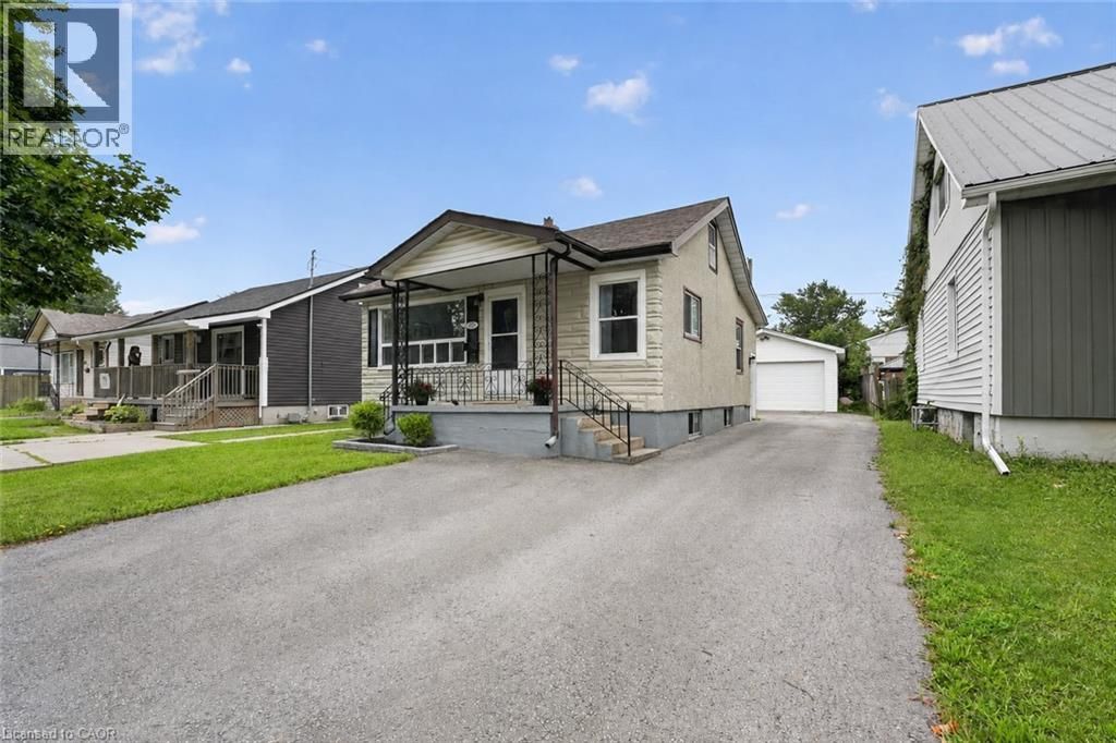 333 Simpson Avenue, Welland