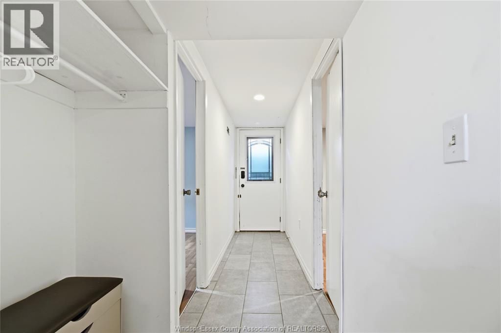 1784 Partington Unit# Lower, Windsor