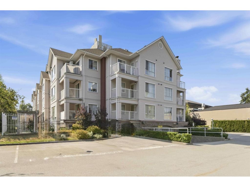 107 9951 152 Street, Surrey