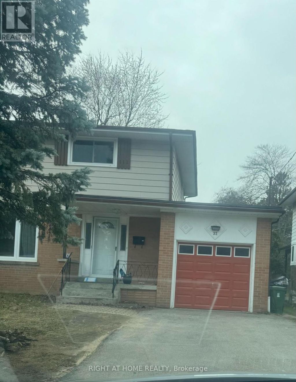 32 Conlins Road E, Toronto (highland Creek)