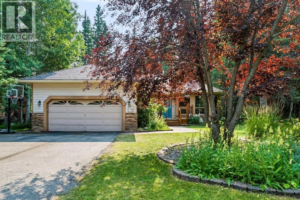 75 Manyhorses Drive, Rural Rocky View County