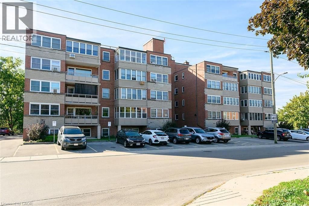 9 Grant Boulevard Unit# 107, Dundas