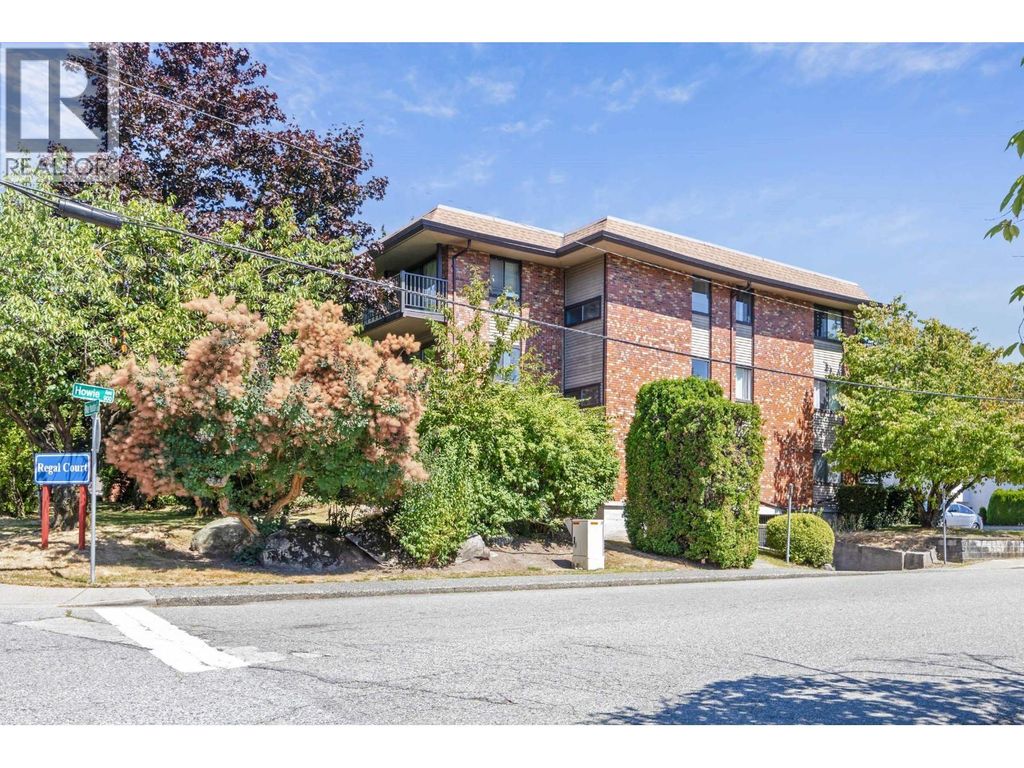 301 535 Blue Mountain Street, Coquitlam
