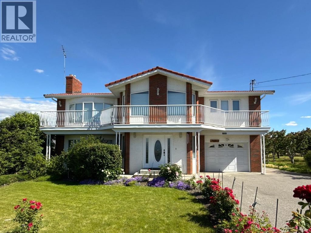 10501 100th Avenue, Osoyoos