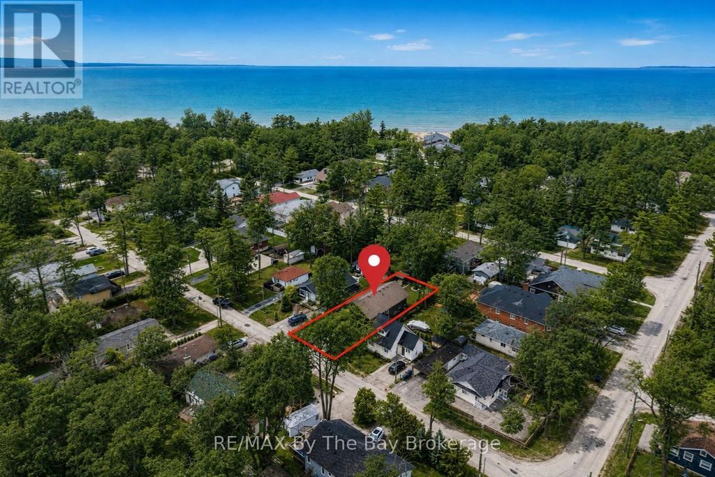 12 5th Lane, Wasaga Beach