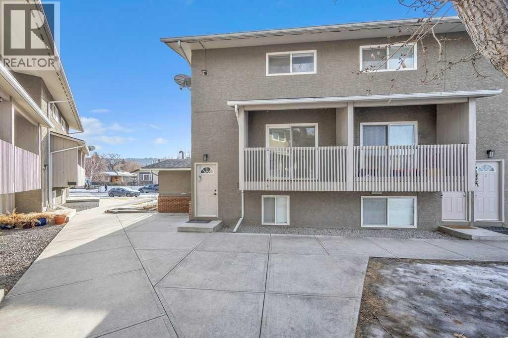 1, 8112 36 Avenue Nw, Calgary