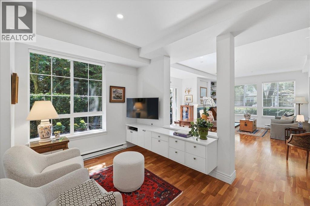 13 5605 Hampton Place, Vancouver