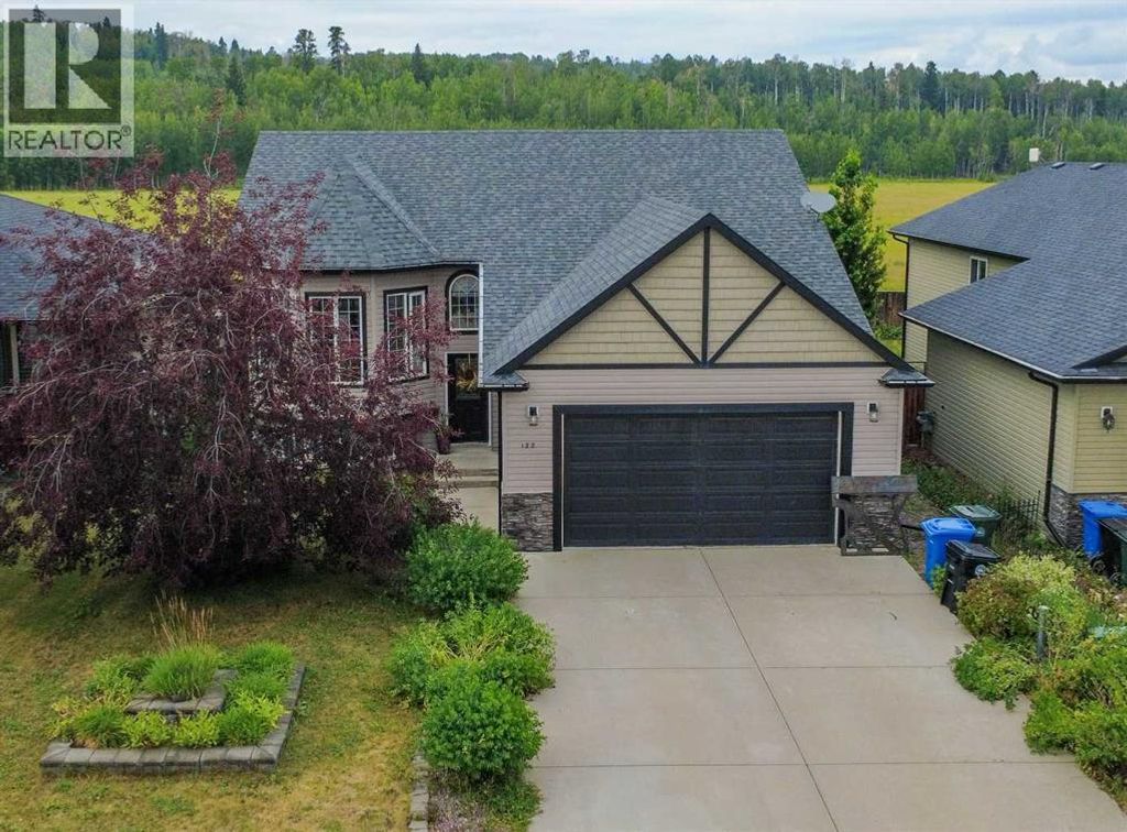 122 12 Avenue Ne, Sundre