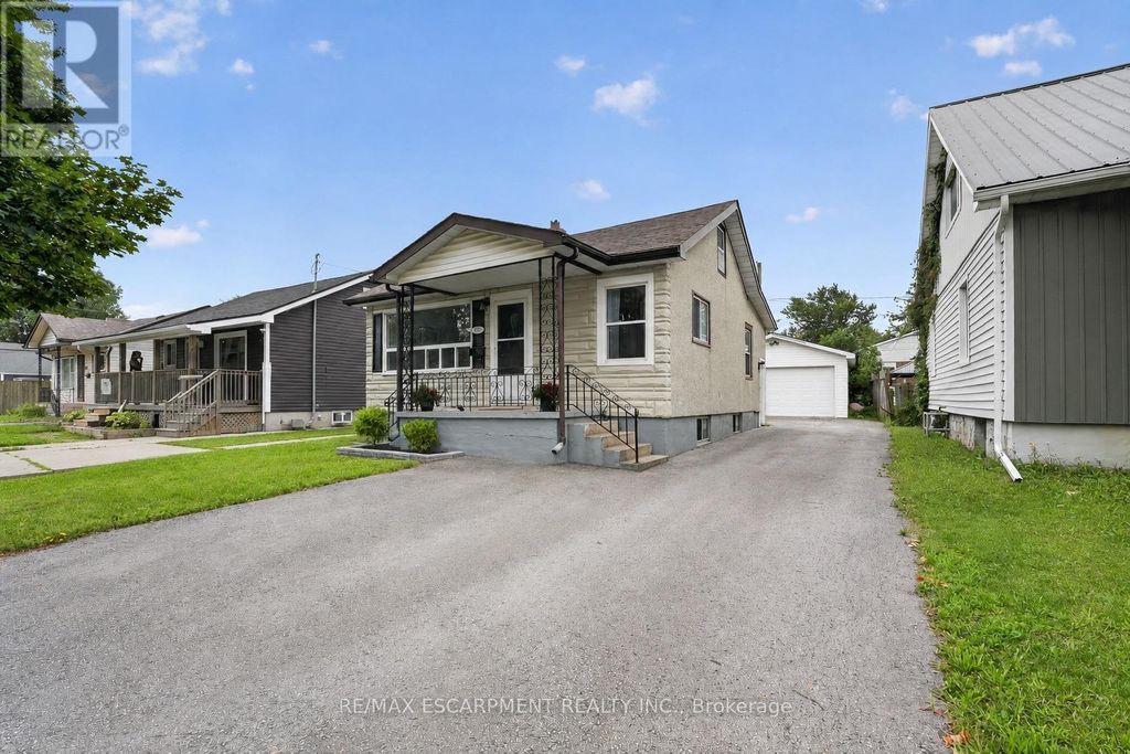 333 Simpson Avenue, Welland (lincoln/crowland)