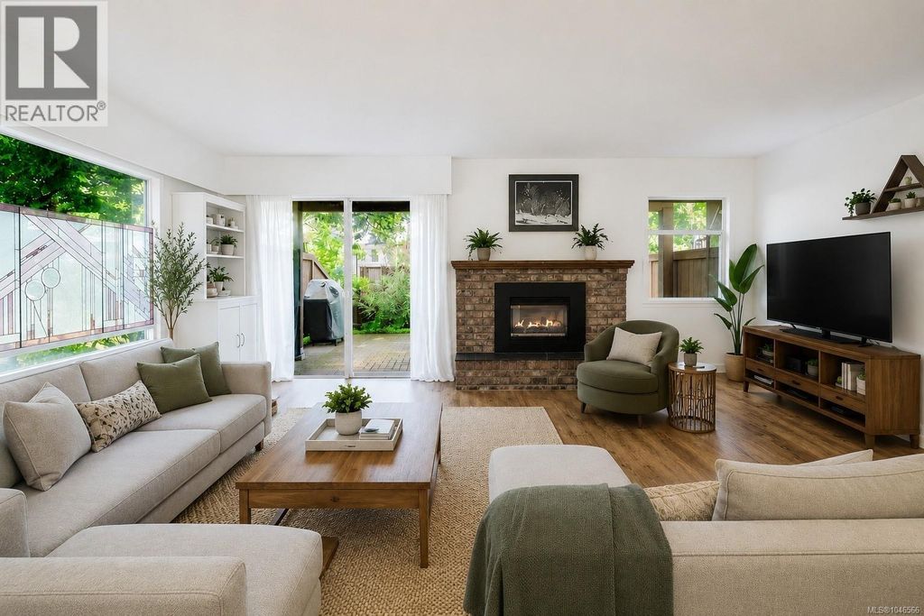 3 933 Admirals Rd, Esquimalt