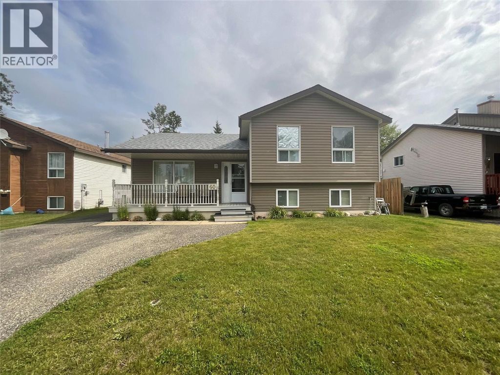 60 Valleyview Place, Tumbler Ridge