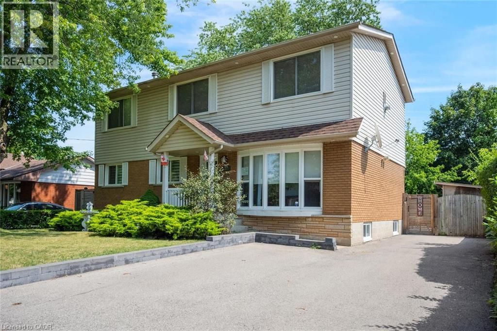 5372 Spruce Avenue, Burlington