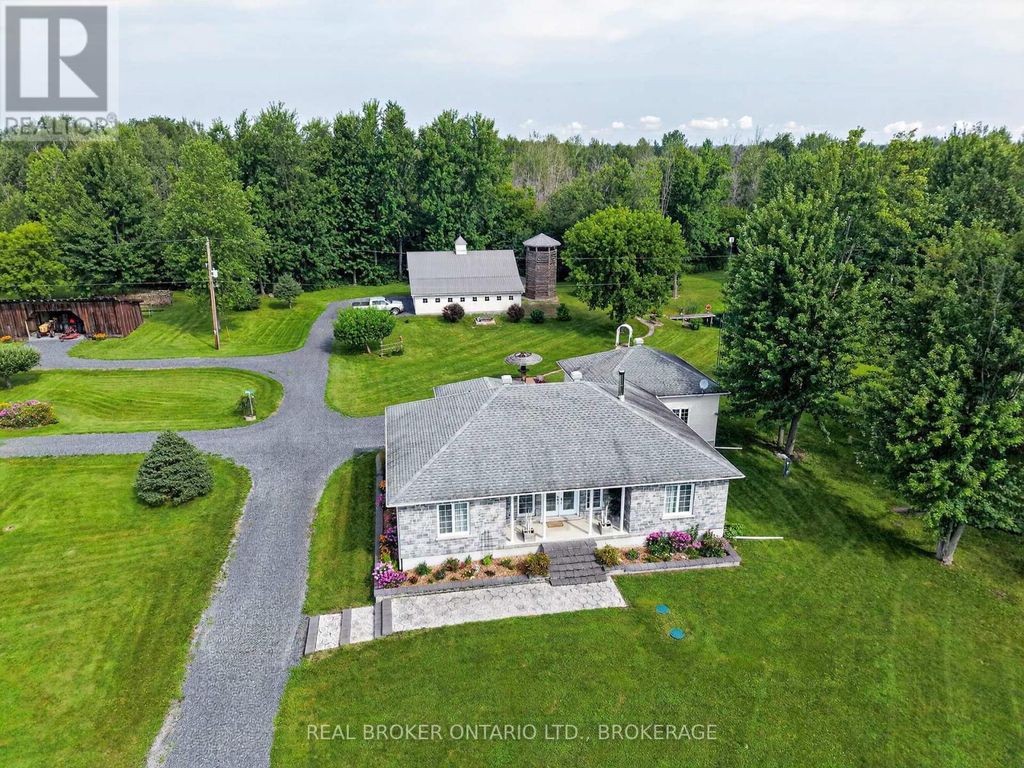18523 Kenyon Conc Rd 1 Road, North Glengarry