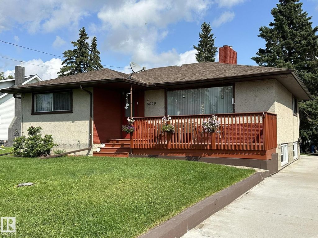 5029 48 St, Waskatenau