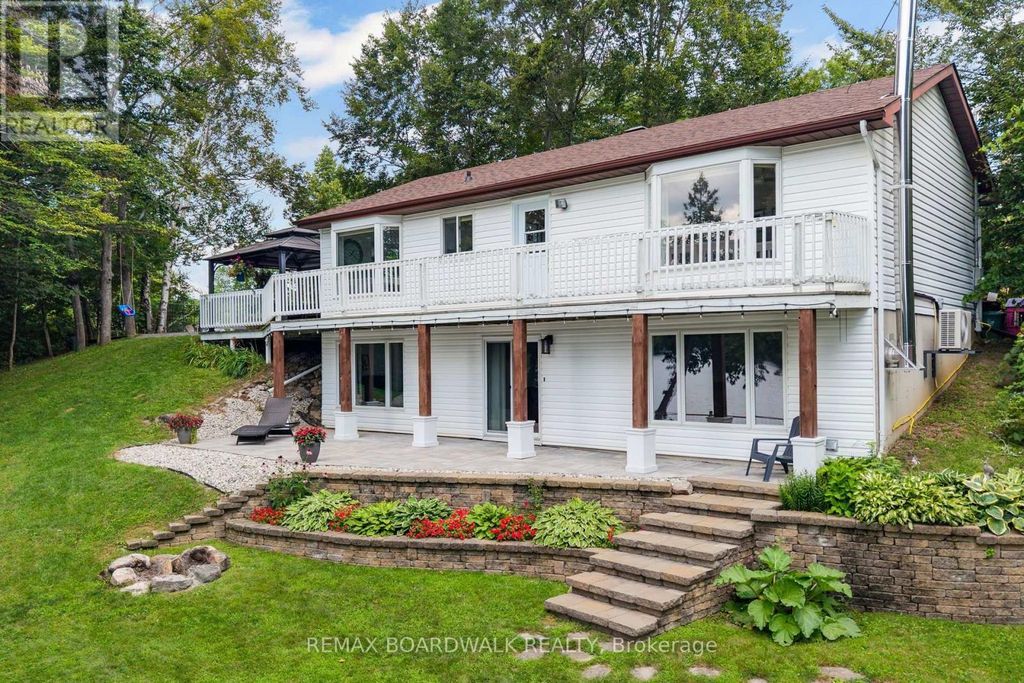 125 Pike Lake Route 11 Road, Tay Valley