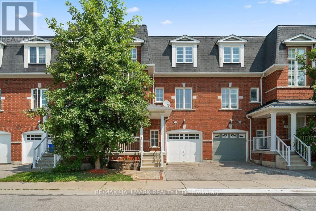 24 - 15 Old Colony Road, Richmond Hill (oak Ridges Lake Wilcox)