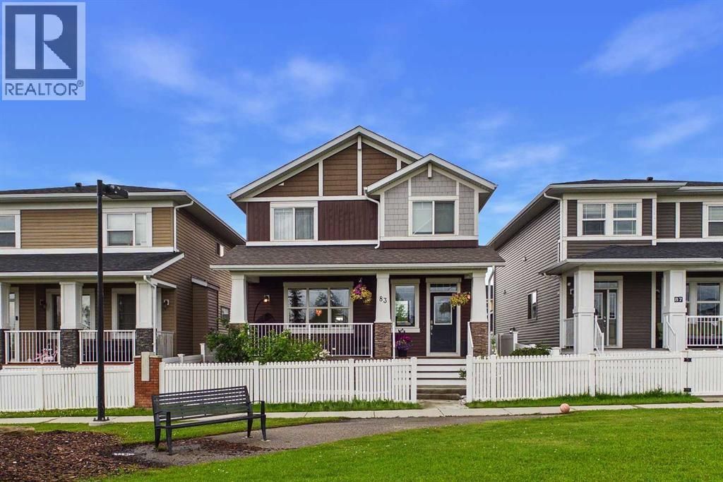 83 Redstone Gardens Ne, Calgary