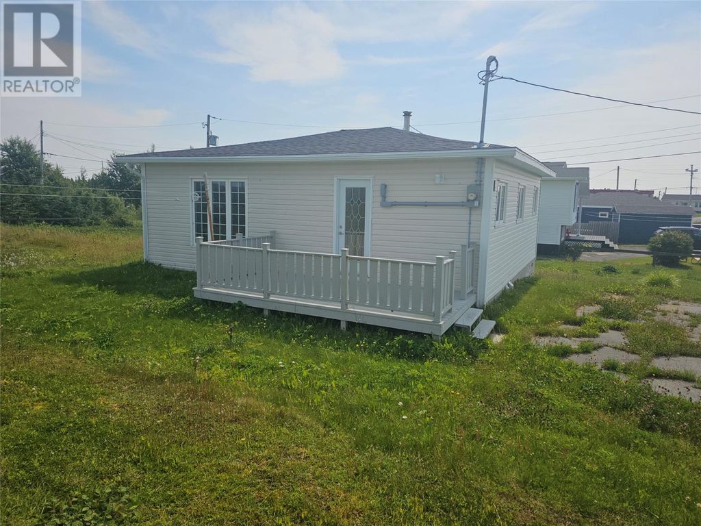 81 Main Street, Isle Aux Morts