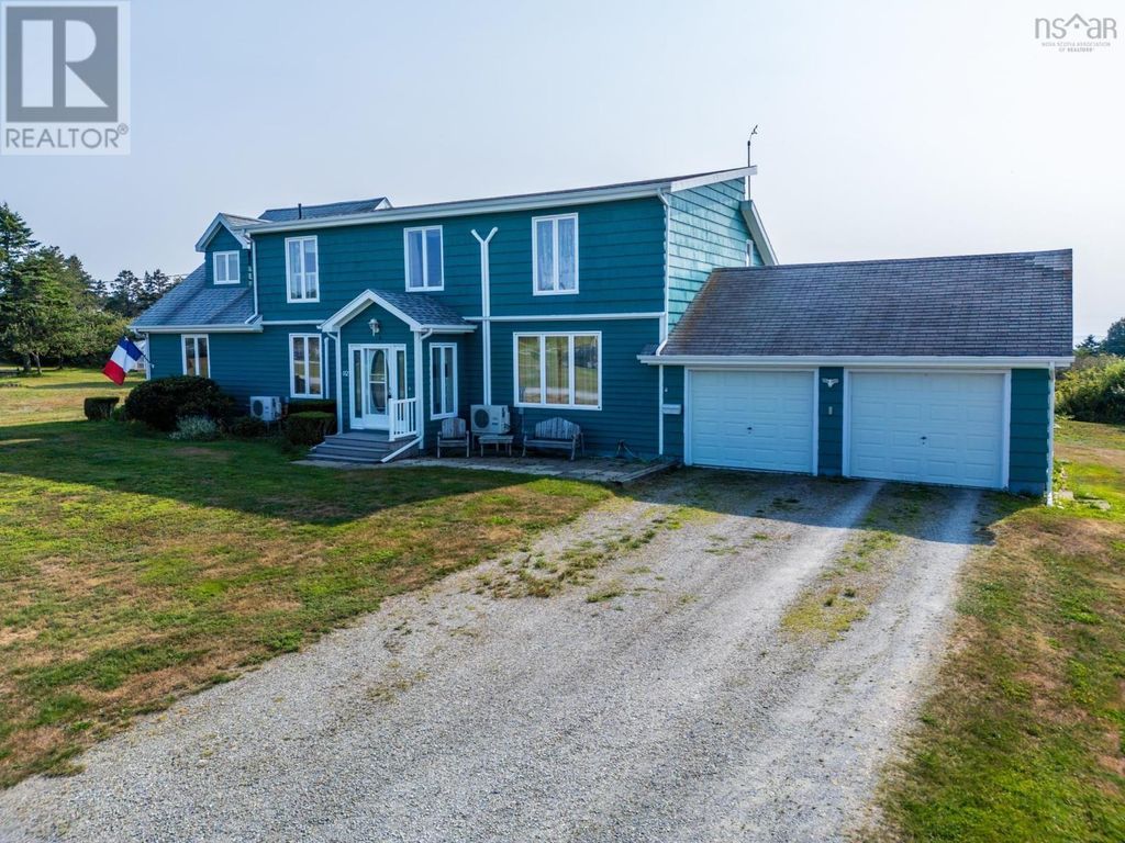 92 Dixon Road, Grosses Coques