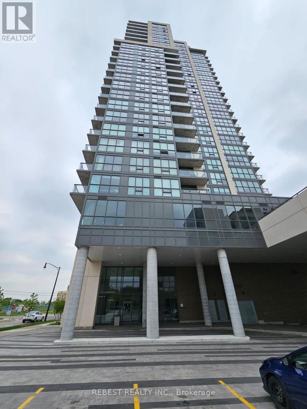 1603 - 15 Lynch Street, Brampton (downtown Brampton)