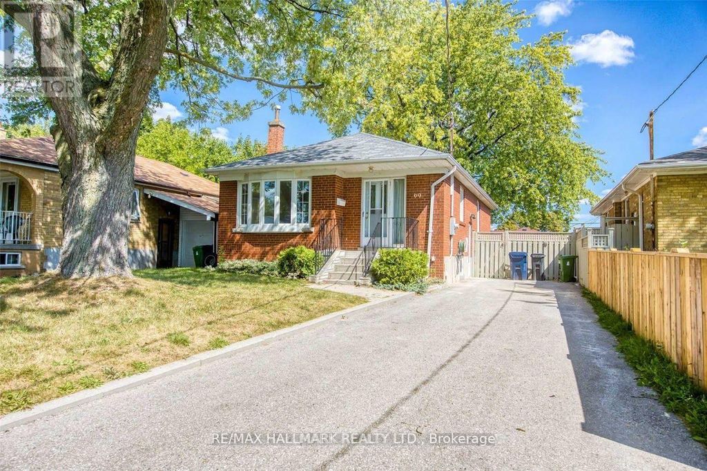 Bsmt - 69 Barrymore Road, Toronto (bendale)