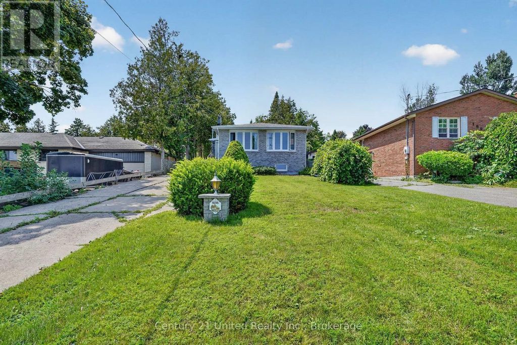 1696 Applewood Crescent, Peterborough (monaghan Ward 2)