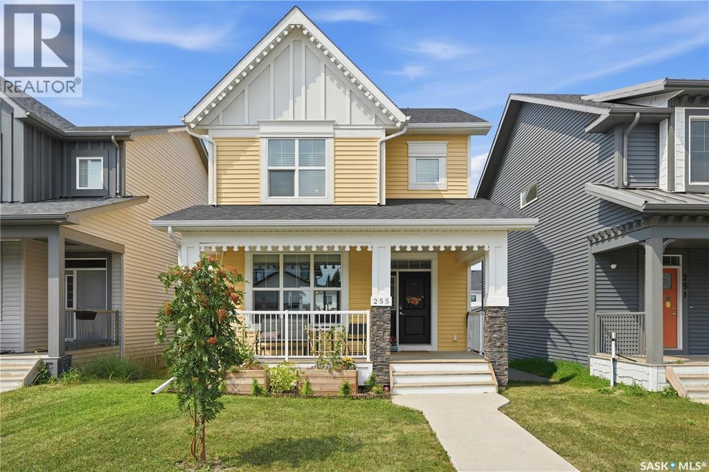 255 Newton Link, Saskatoon