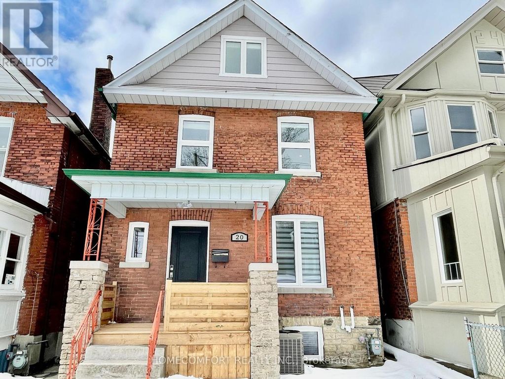 Main - 20 St Clair Gardens, Toronto (corso Italia-Davenport)
