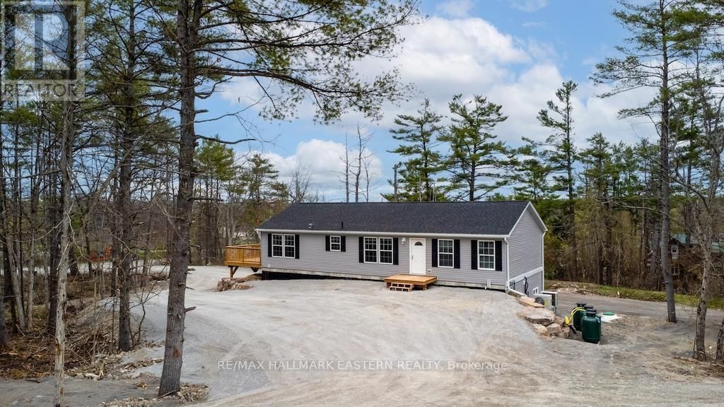 1864 Lakehurst Road, Trent Lakes
