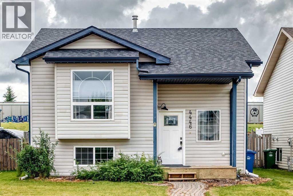 4446 54a Avenue Crescent, Innisfail